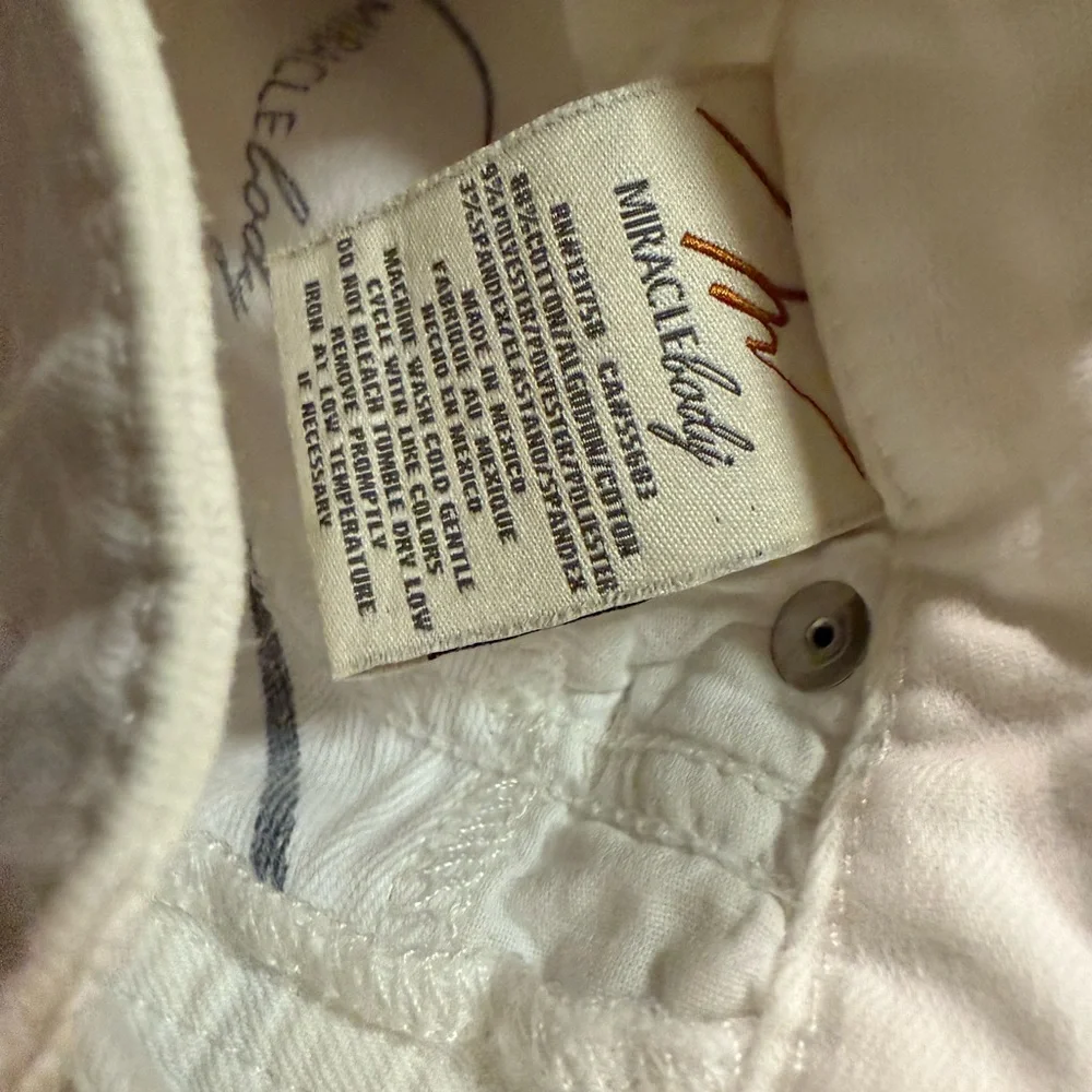 Miracle Body Jeans - Picture 4 of 9